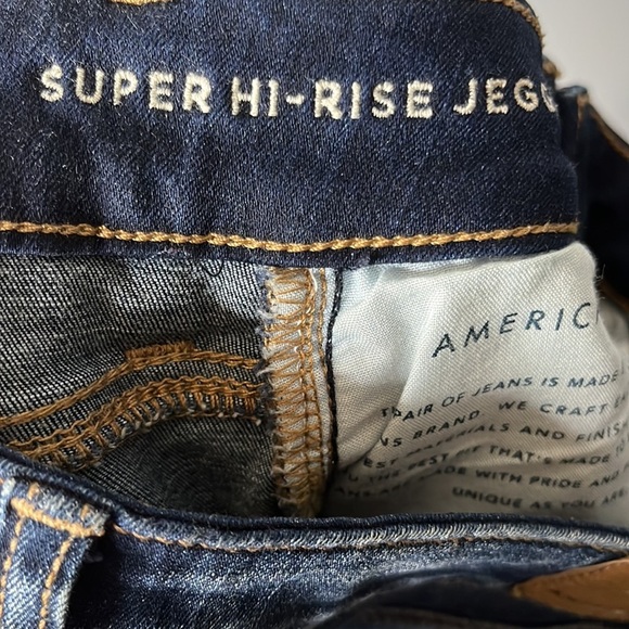 America Eagle Super Hi-Rise Dark blue Ripped Jegging Size 2 Reg - Picture 3 of 8